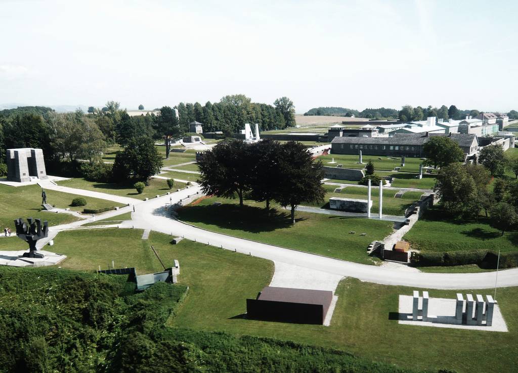 Der Denkmalpark an der KZ-Gedenkstätte Mauthausen, 2008 (Foto: KZ-Gedenkstätte Mauthausen / Ralf Lechner)
