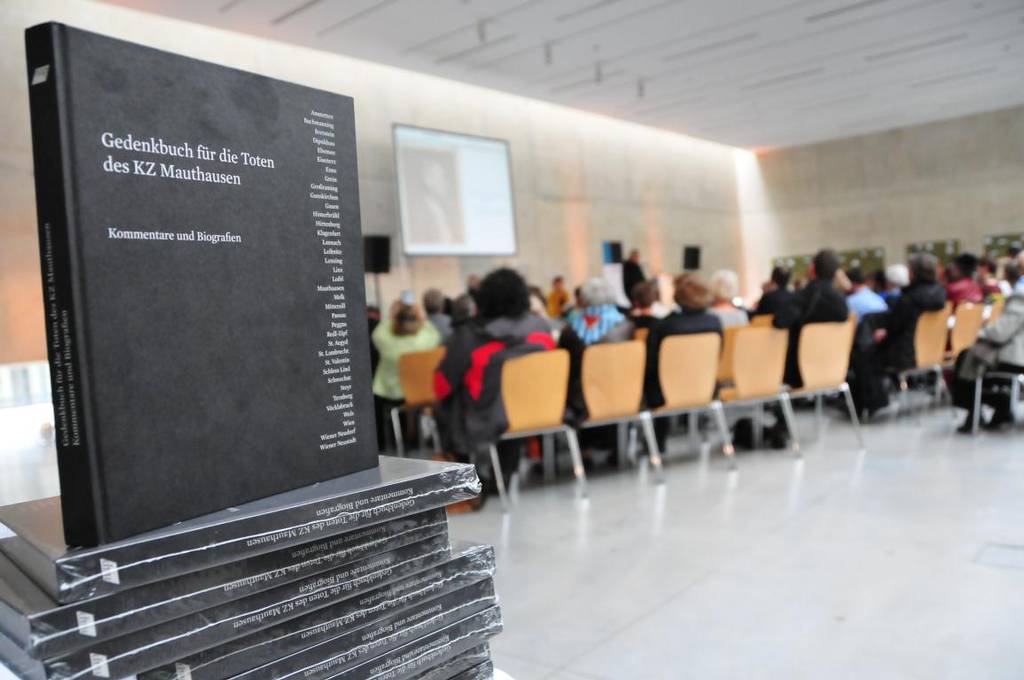 Präsentation des „Gedenkbuchs für die Toten des KZ Mauthausen und seiner Außenlager“