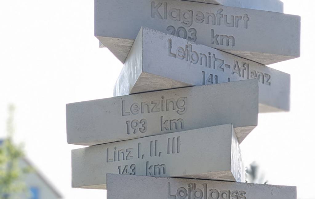 Eröffnung des neuen Gedenkortes Aflenz Memorial und Enthüllung der Außenlager-Stele Leibnitz-Aflenz