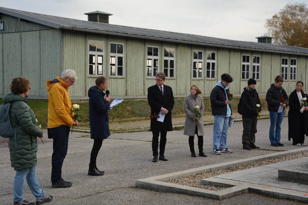 Bundesminister Polaschek besuchte Gedenkstätte und präsentierte neues Material für Gedenkstättenbesuche von Schulklassen