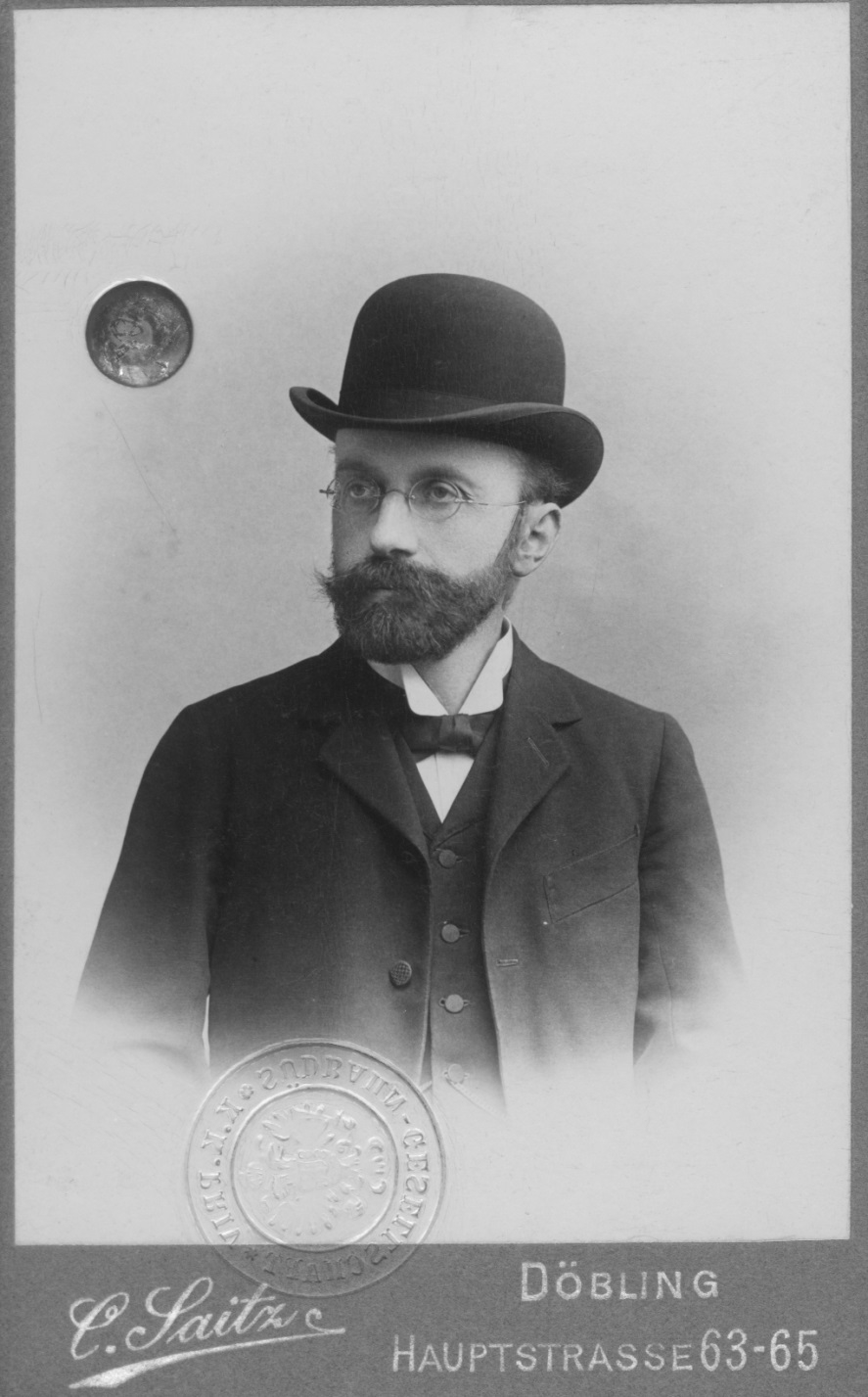 The Social Democrat Emil Reich was a co-founder of Austria’s first adult education centre, the Volksheim Ottakring, in 1901, and was a leading proponent of the then flourishing adult education movement. Photographer: C. Saitz, Vienna-Döbling. Source: Archive of the University of Vienna, 106.I.1028