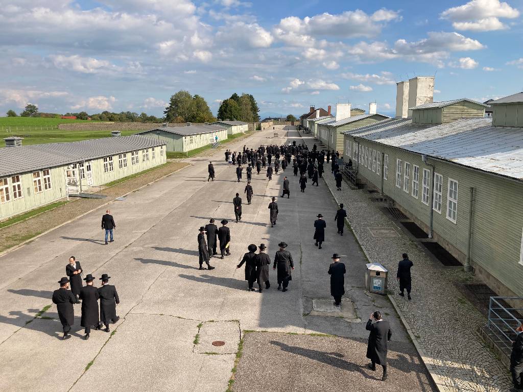 Orthodoxe Gedenkfeier an den KZ-Gedenkstätten Mauthausen und Gunskirchen