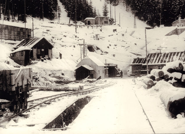 Der nördliche Tunnelzugang zur Baustelle, 1944 (SS-Foto, KZ-Gedenkstätte Mauthausen)