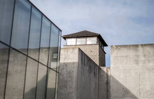 Anlsslich der Befreiung des KZ Mauthausen durch US-Truppen Anfang Mai Das Zusammentreffen in Mauthausen sei nicht nur ein Zeichen grenzenlos - SP Frauen