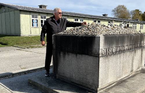Angehörigenbesuch: Chaim Koch