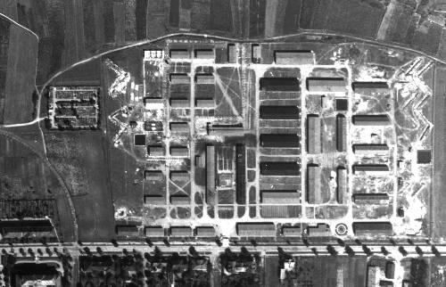 Kein Gespür für historische Verantwortung: Gewerbepark zerstört Areal des ehemaligen KZ Hirtenberg endgültig