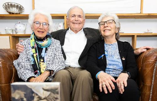 Zeitzeug*innengespräch mit drei Überlebenden des Konzentrationslagers Mauthausen