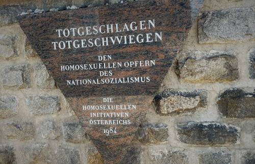 Rundgang im Rahmen des Internationalen Menschenrechtesymposiums: Totgeschlagen – Totgeschwiegen. Queere Menschen im KZ Mauthausen
